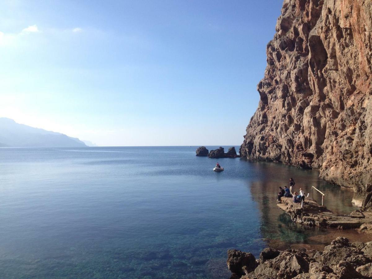 Home In Tramuntana Port des Canonge Exterior photo